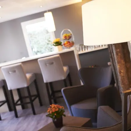 Hotel Les Chaumieres Du Lac