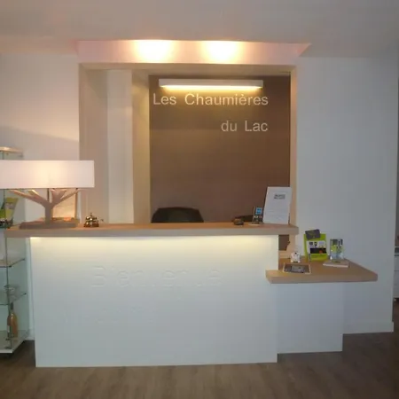 Hotel Les Chaumieres Du Lac 2*