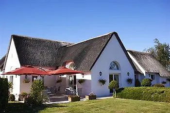 Hotel Les Chaumieres Du Lac Saint-Lyphard